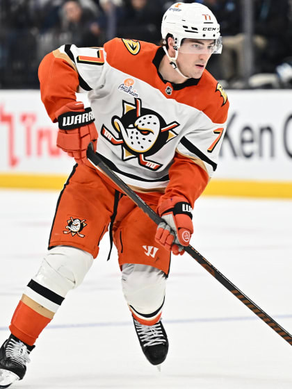 篮板球上碾 篮板球上碾